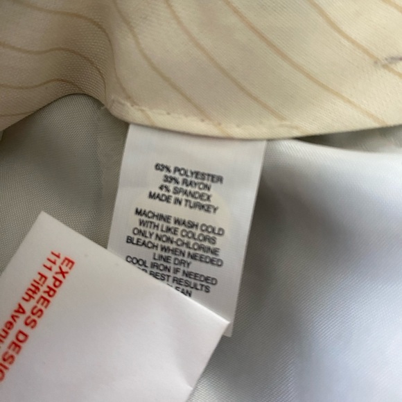 Gray Pleated Cuffed Shorts by Express size 10 - Picture 3 of 11